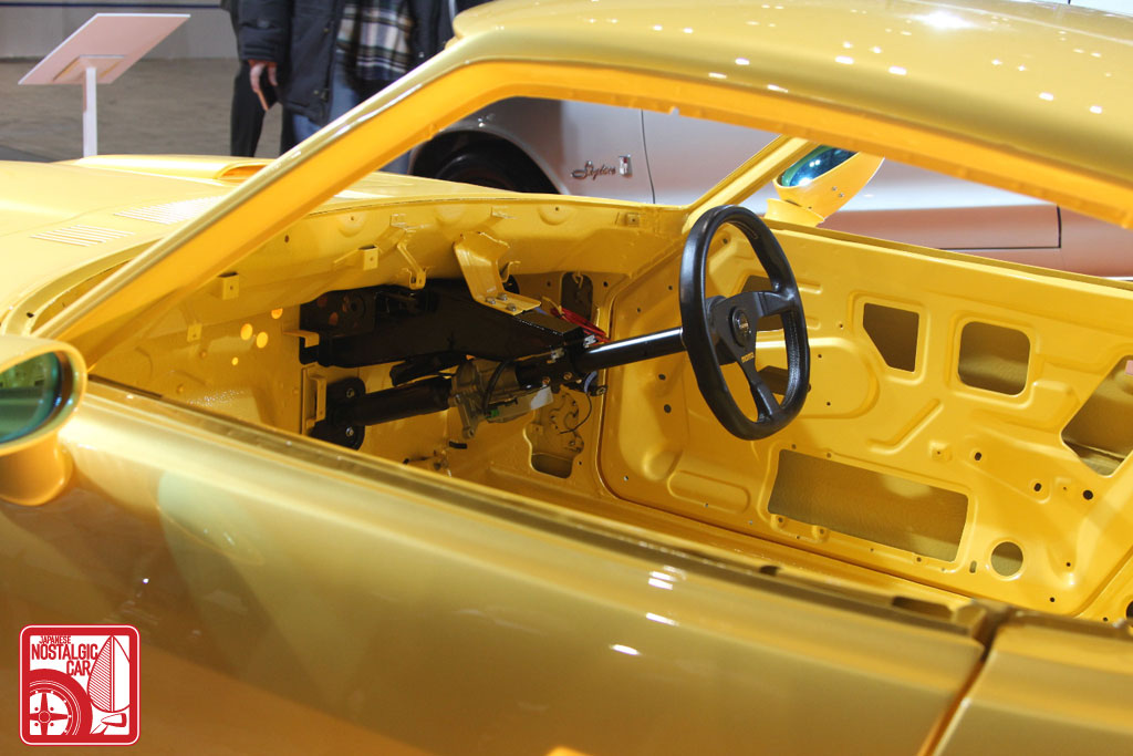 TOKYO DRIVE CAR いぶり CLUB ビッグロゴ クッション