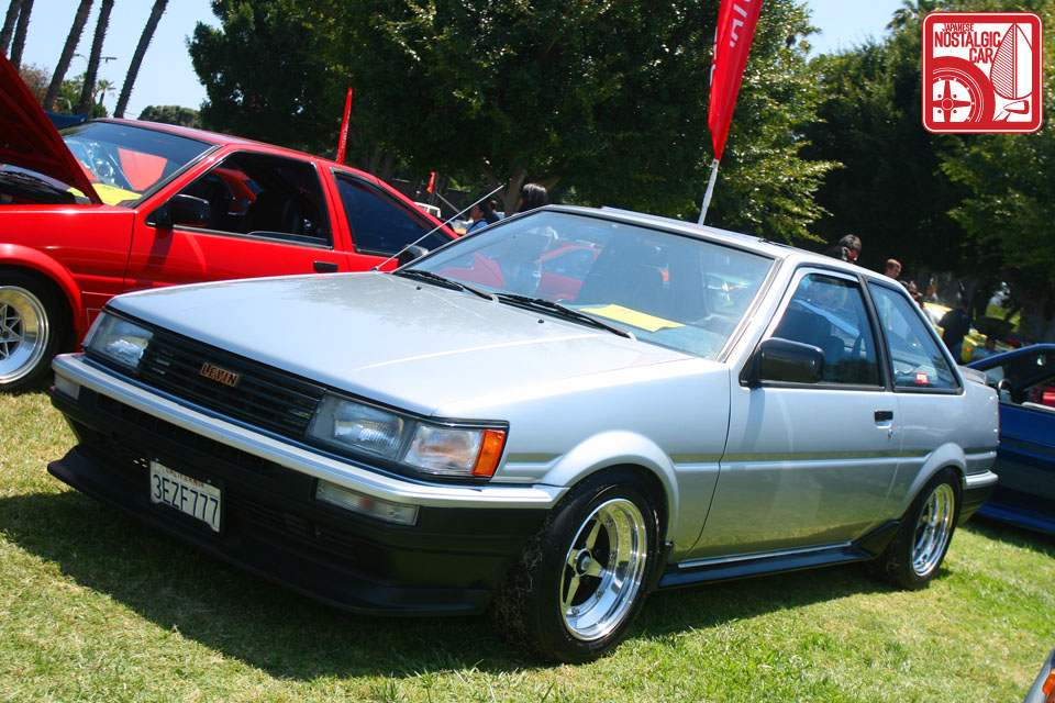 Kit Fung's AE86 coupe has been modified with a Levin fixedheadlight front