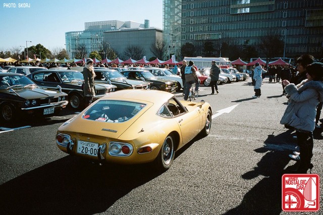 2013-New-Year-Meeting-Toyota-2000GT-640x