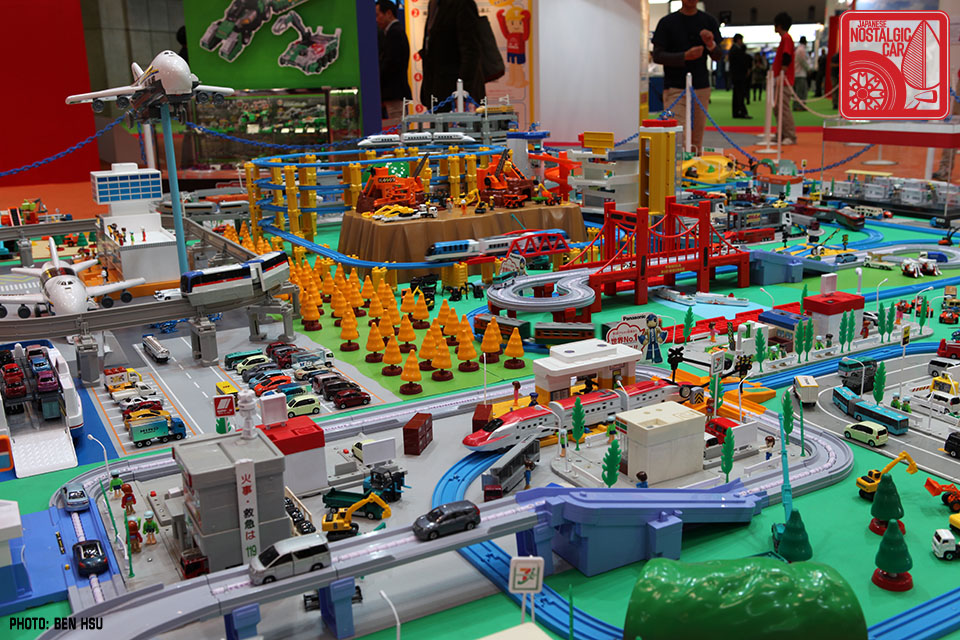 toys r us mini cars