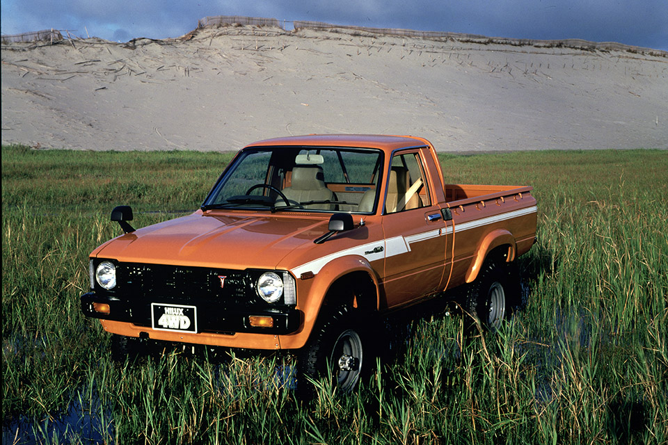 Toyota-HiLux-N3g-50thAnniv06.jpg