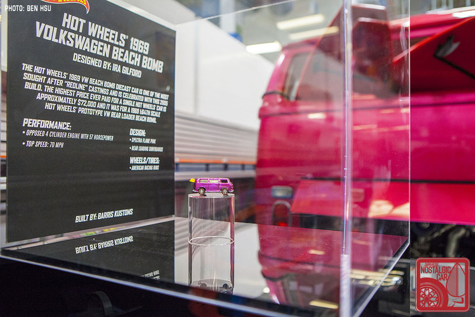 hot wheels pink rear loader beach bomb