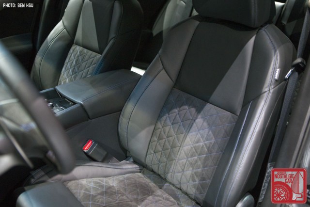 2016 Nissan Maxima interior02
