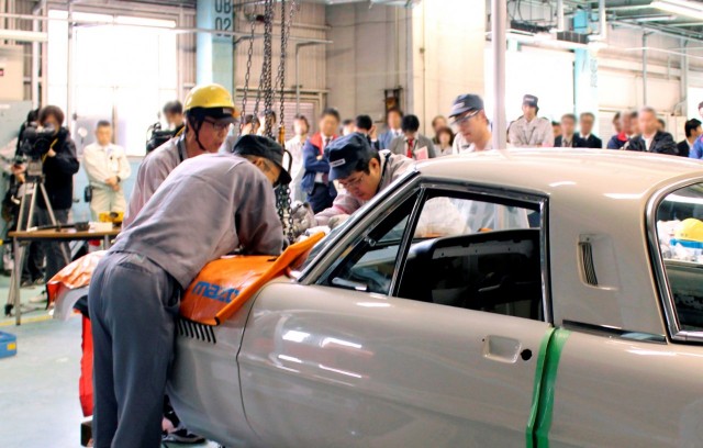 Mazda Cosmo Sport Hiroshima high school restoration 16