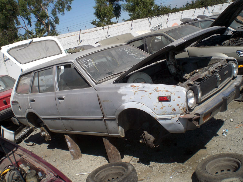toyota_corolla_e38_wagon_0001.jpg