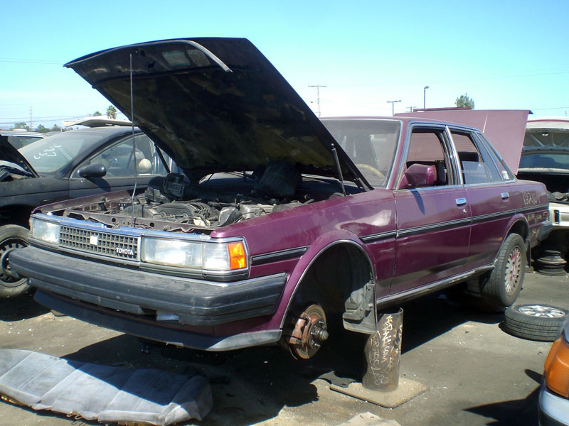 toyota_cressida_x73_sedan.jpg