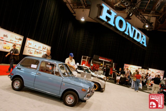 sema2009_113_honda_n600
