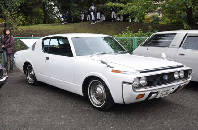 crownPicnic2010-25_toyotaCrownS75hardtop