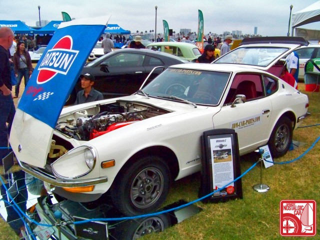 JCCS2011-586john_NissanFairladyZ_Datsun240Z