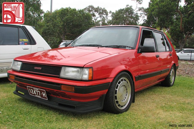 0673_Toyota-Corolla-AE82-FX16