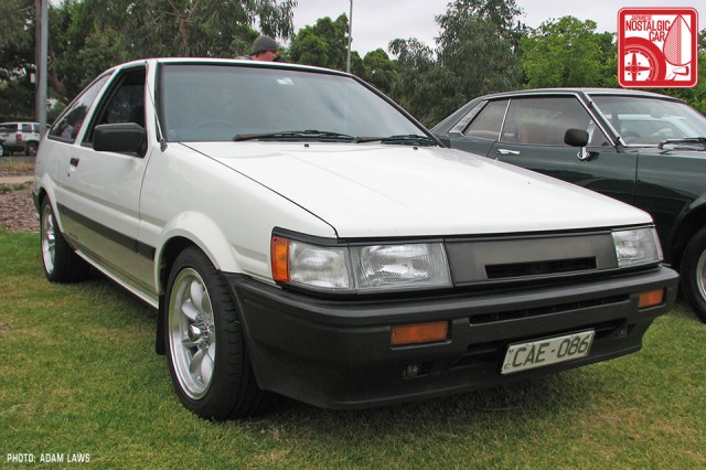 0695_Toyota-Corolla-Levin-AE86