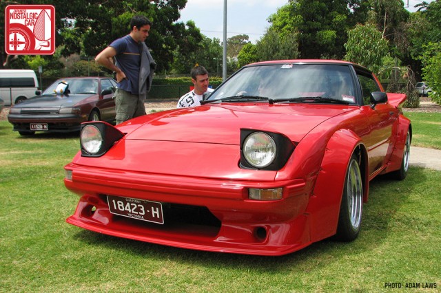 1406_Mazda-RX7-FB