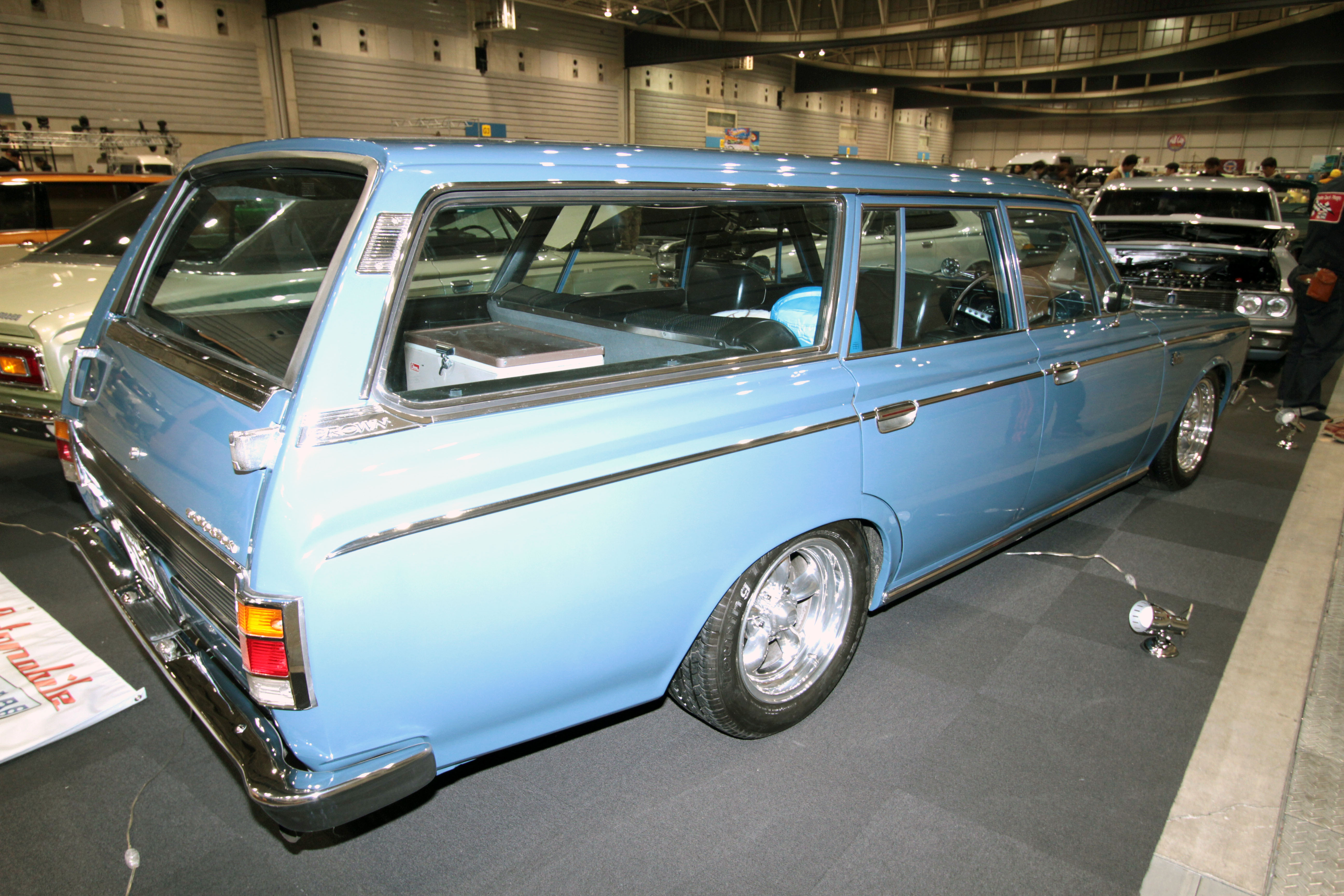 6286_Toyota-Crown-S50-wagon