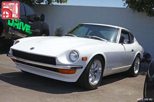 088-6556_Nissan Datsun 240Z