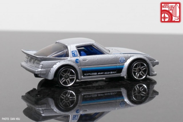 12hot_wheels_rx7_treasure_hunt