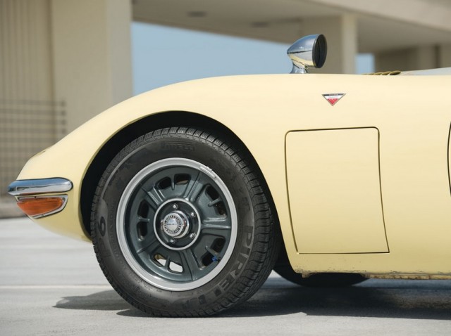 1968 Toyota 2000GT RM Auctions08