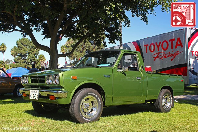 1204jp3348_Toyota_Hilux