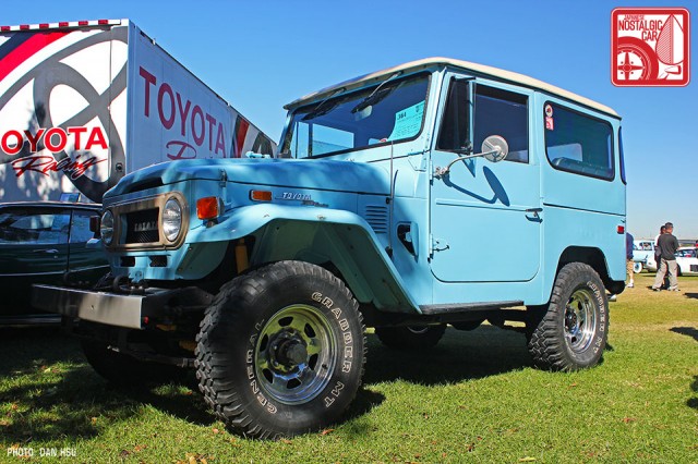 1216jp3357_Toyota_Land_Cruiser_FJ40