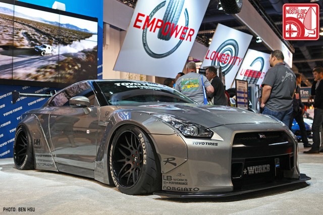 124_Liberty Walk Nissan GTR