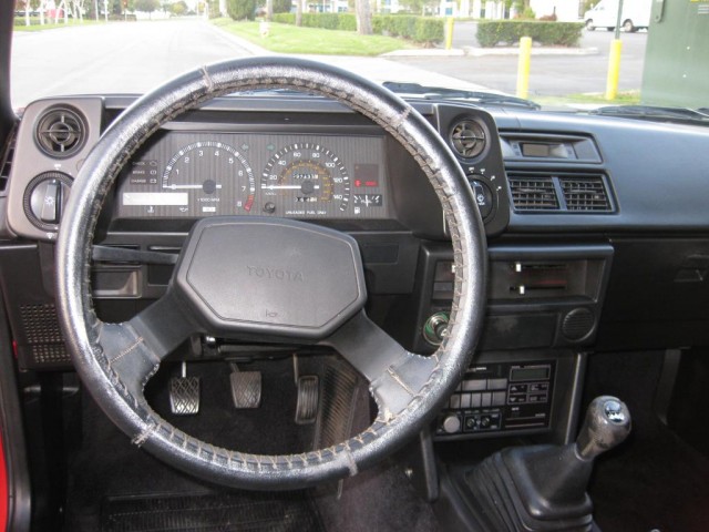 toyota ae86 coupe interior