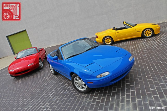 02-6569_Mazda MX5 Miata_Chicago Auto Show 08