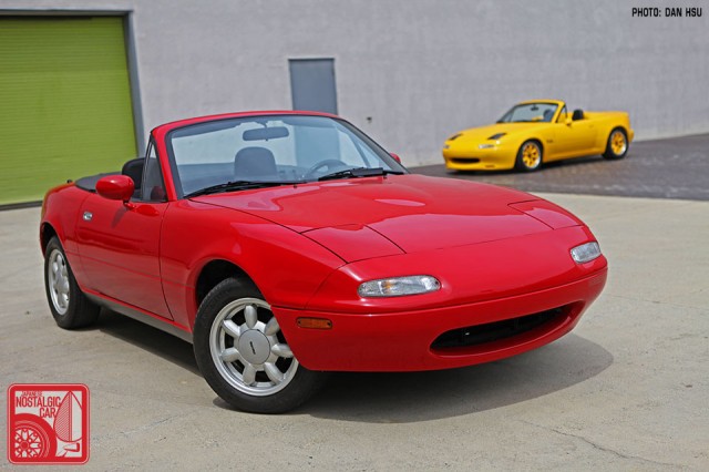 03-6467_Mazda MX5 Miata_Chicago Auto Show 07
