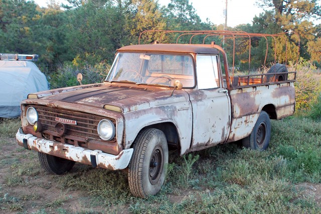 1962 Toyopet Stout RK45 Honeymoon 01