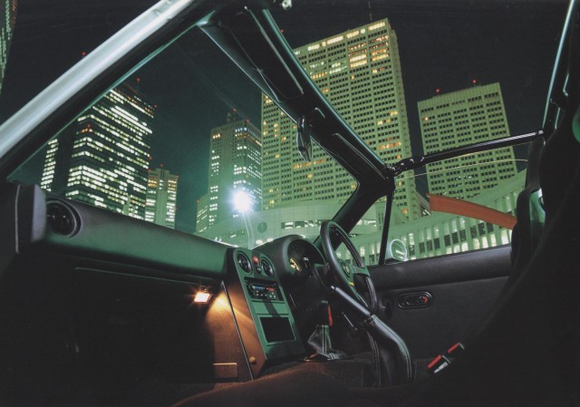 Mazda M2 1028 MX-5 Miata interior