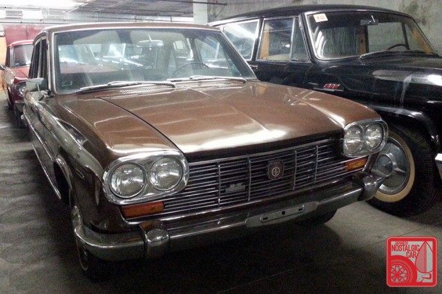 Nissan Cedric 130 Custom Six Petersen 02