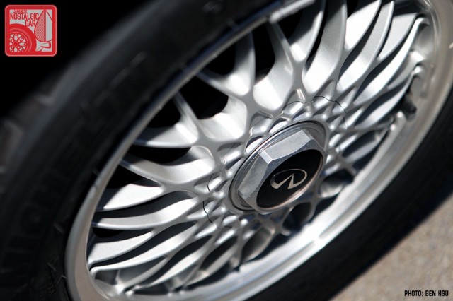 38-9336_InfinitiQ45-G50_wheel
