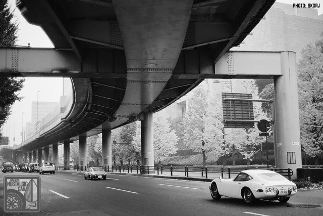 034-R3a558_Toyota2000GT