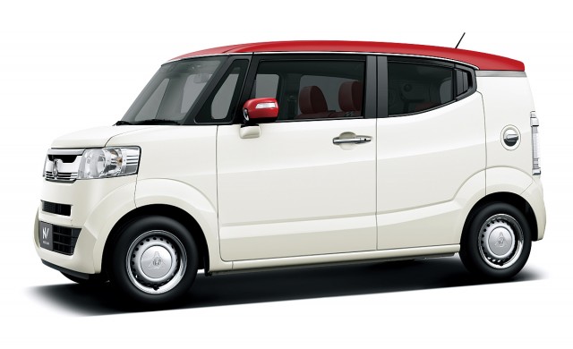 Honda N-Box Slash 01