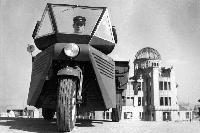 Run, Three Wheeled Truck - Mazdago
