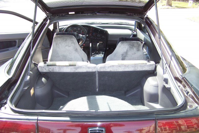 1990 Eagle Talon TSi AWD 07 trunk