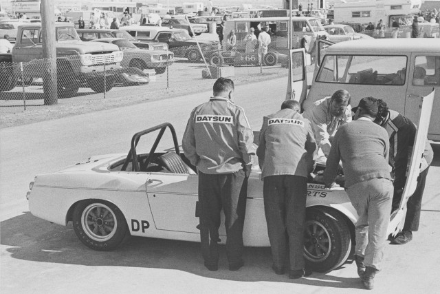 Datsun 2000 Fairlady Roadster BRE 1969 a
