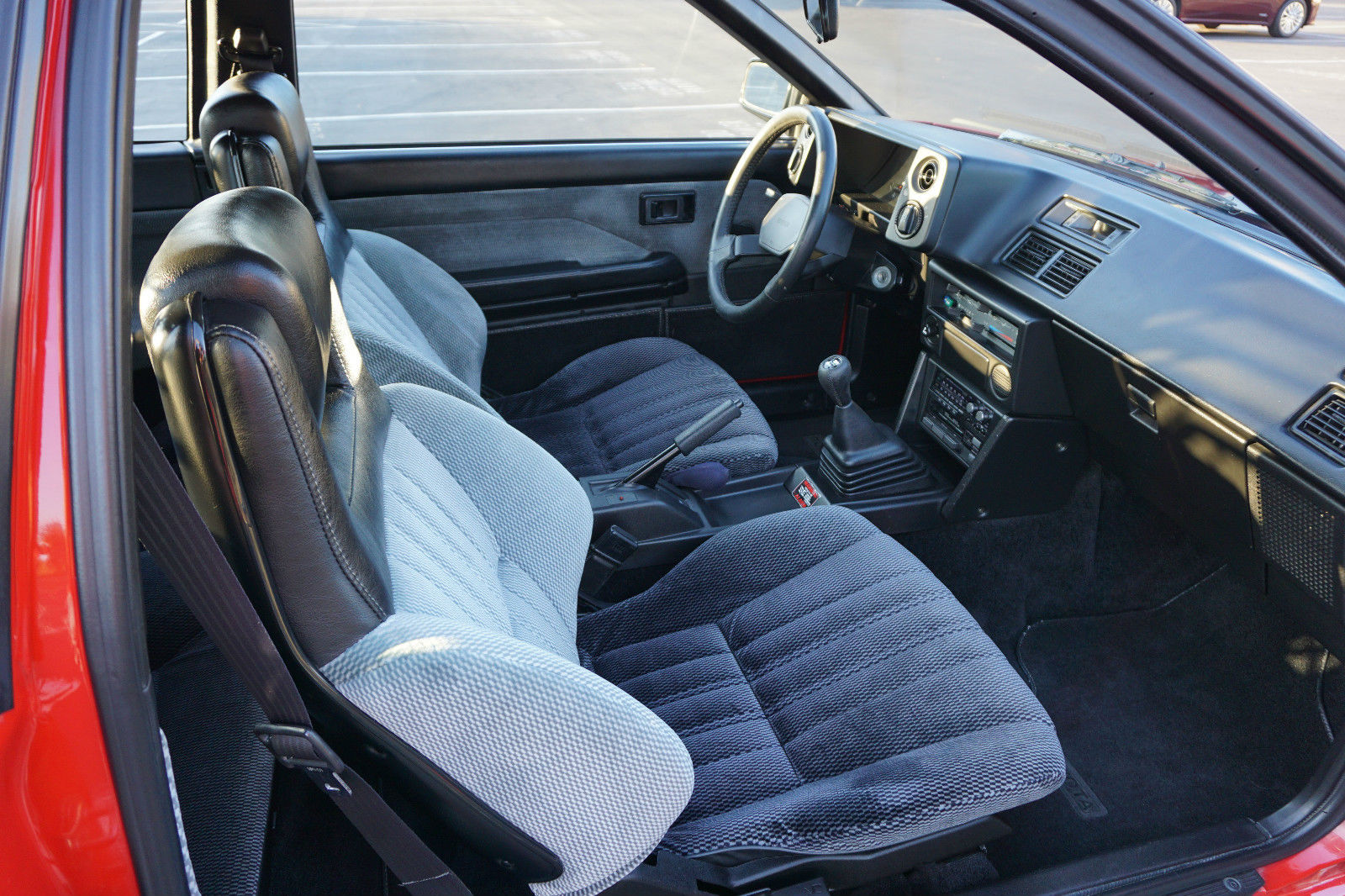 Toyota Corolla gt s Sport Liftback ae86