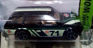 2015 Hot Wheels Datsun 510 Bluebird Wagon - black