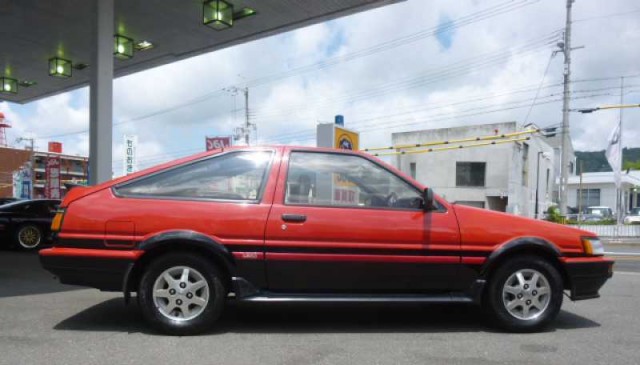 Toyota Corolla Levin GT Apex 18km 06