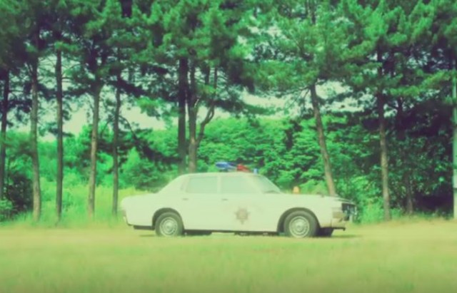 Toyota Crown wagon - Big Bang Sober video 03