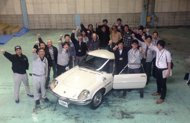 Mazda Cosmo Sport high school restoration 01