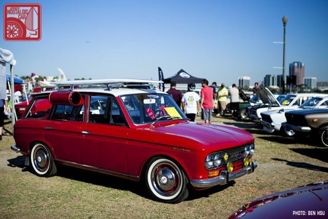 083-1375_Datsun411wagon