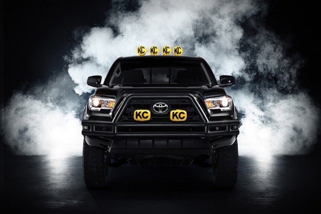 BTTF_Toyota_Tacoma_02_20C6D65F2A03972F3983517A3A5A26657F70C821