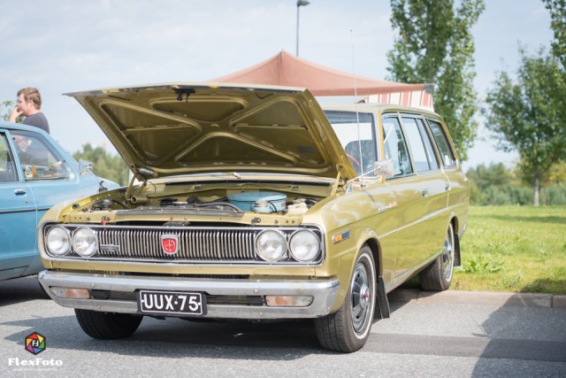 FinnJAE Nissan Cedric Wagon 01