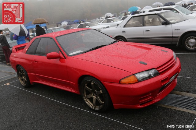YI2668_NissanSkylineR32-GTR