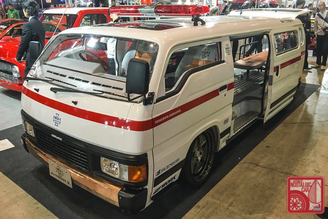 0724_NissanCaravanE24ambluance