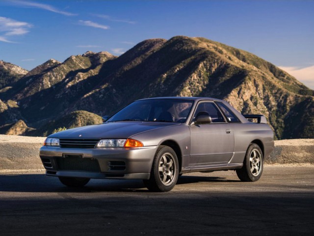 Nissan Skyline GT-R R32 RM-Sothebys 2016 auction 22