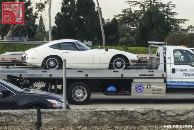 PS4052.jpg_Toyota2000GTonFlatbed
