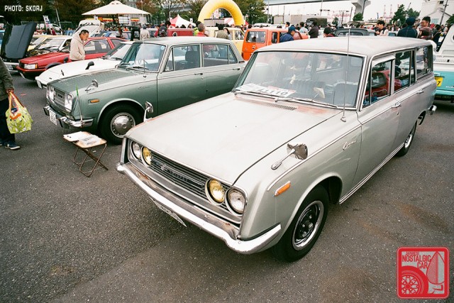 072-R3a-842a_Toyota Corona T40 wagon