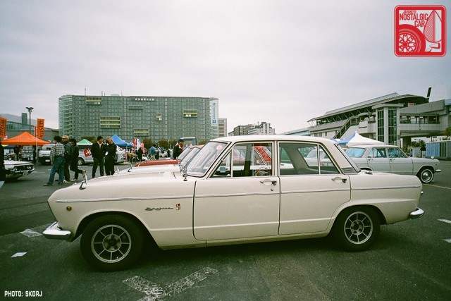 095-R3a-902a_Prince Skyline S54
