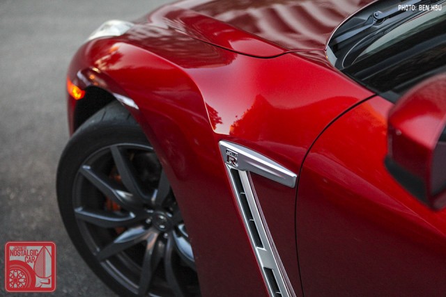 37_NissanGTR-R35_SkylineC10Hakosuka_fender
